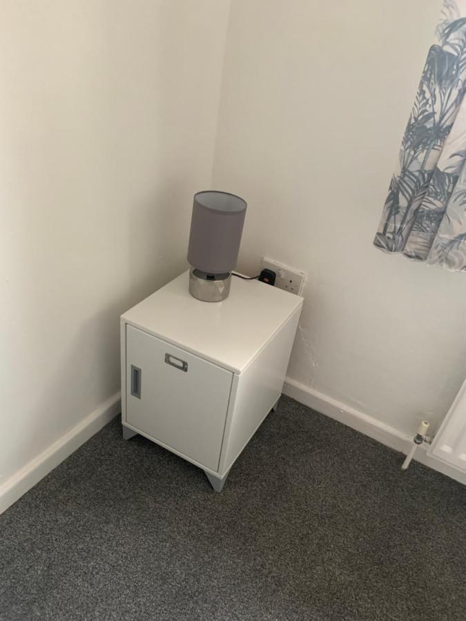 Holiday home The Snug, Ideal For Sporting Events And Breaks, Hidden Nook In The Heart Of Newcastle, With Parking, Wifi, Smart Tv, Close To Local Travel Links Newcastle upon Tyne