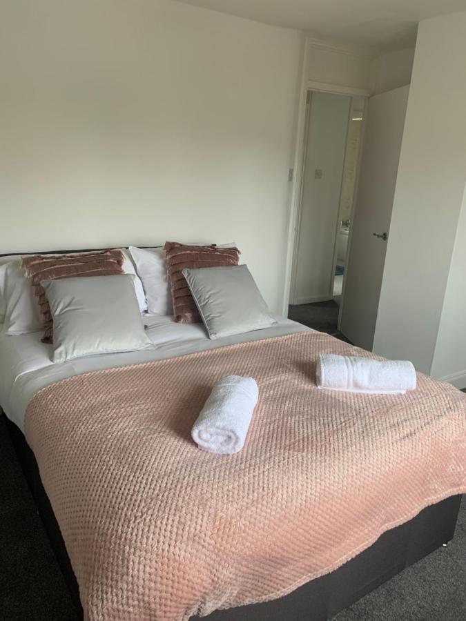 Holiday home The Snug, Ideal For Sporting Events And Breaks, Hidden Nook In The Heart Of Newcastle, With Parking, Wifi, Smart Tv, Close To Local Travel Links