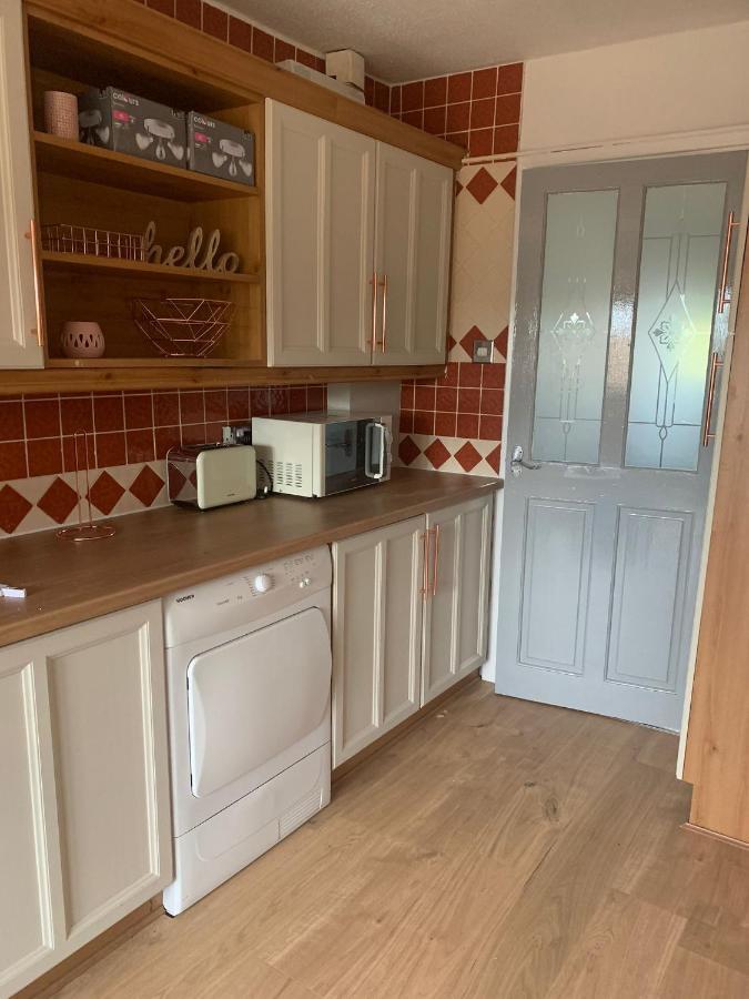 The Snug, Ideal For Sporting Events And Breaks, Hidden Nook In The Heart Of Newcastle, With Parking, Wifi, Smart Tv, Close To Local Travel Links * Newcastle upon Tyne