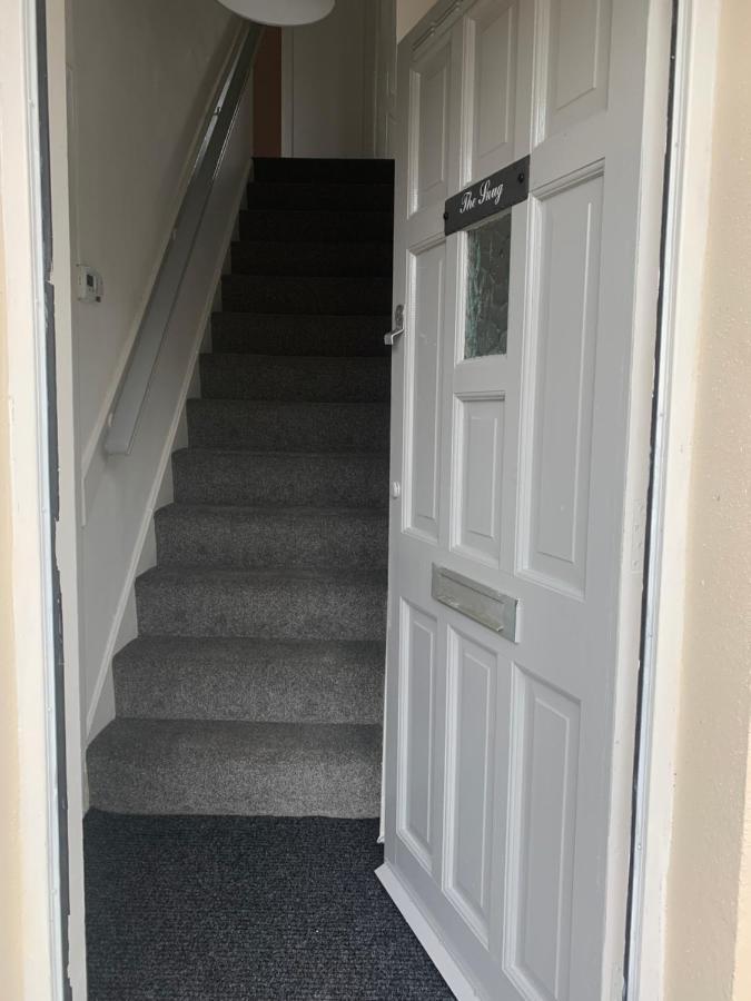 The Snug, Ideal For Sporting Events And Breaks, Hidden Nook In The Heart Of Newcastle, With Parking, Wifi, Smart Tv, Close To Local Travel Links