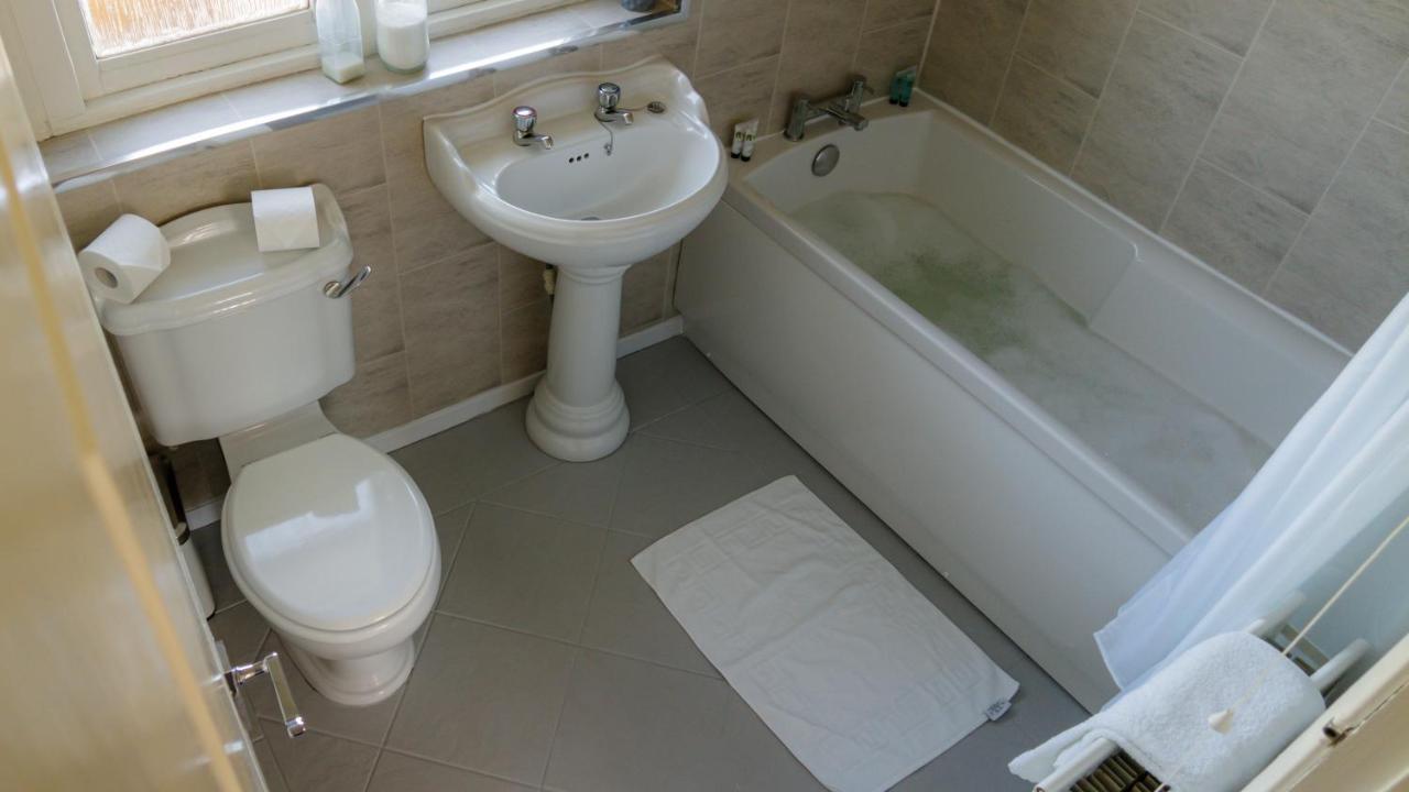 Holiday home The Snug, Ideal For Sporting Events And Breaks, Hidden Nook In The Heart Of Newcastle, With Parking, Wifi, Smart Tv, Close To Local Travel Links