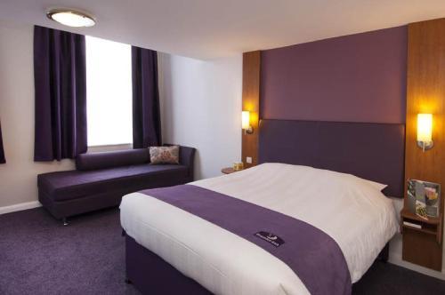 Embassy Hotel, Gateshead Newcastle, Sure Collection By Western Hotel 3*