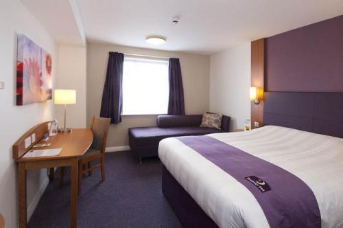 Hotel Embassy Hotel, Gateshead Newcastle, Sure Collection By Western