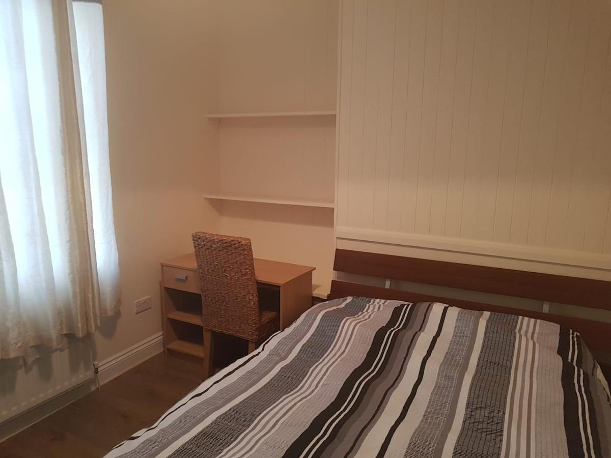Guest house En Bedrooms, Heaton,