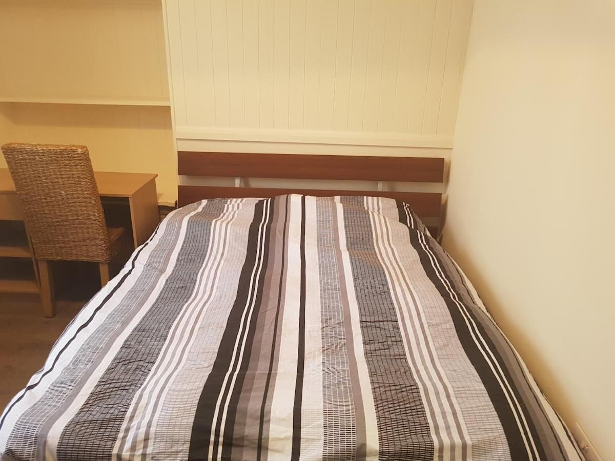 En Bedrooms, Heaton,
