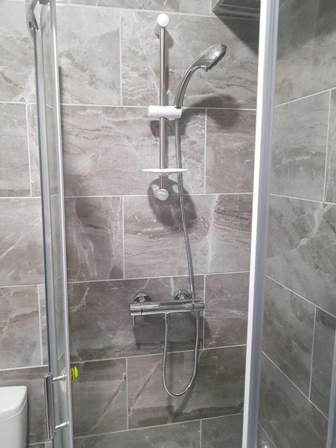 Guest house En Bedrooms, Heaton,