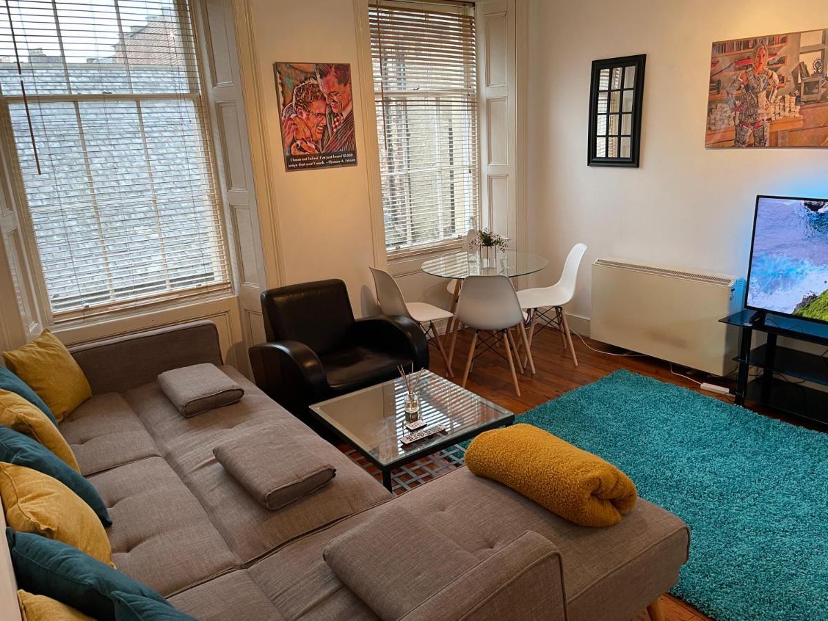 St Flat By Hnfc - Netflix & Popcorn Apartment *