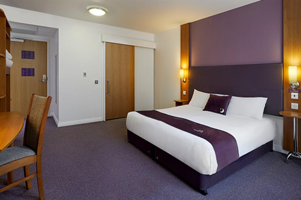 Hotel Premier Airport