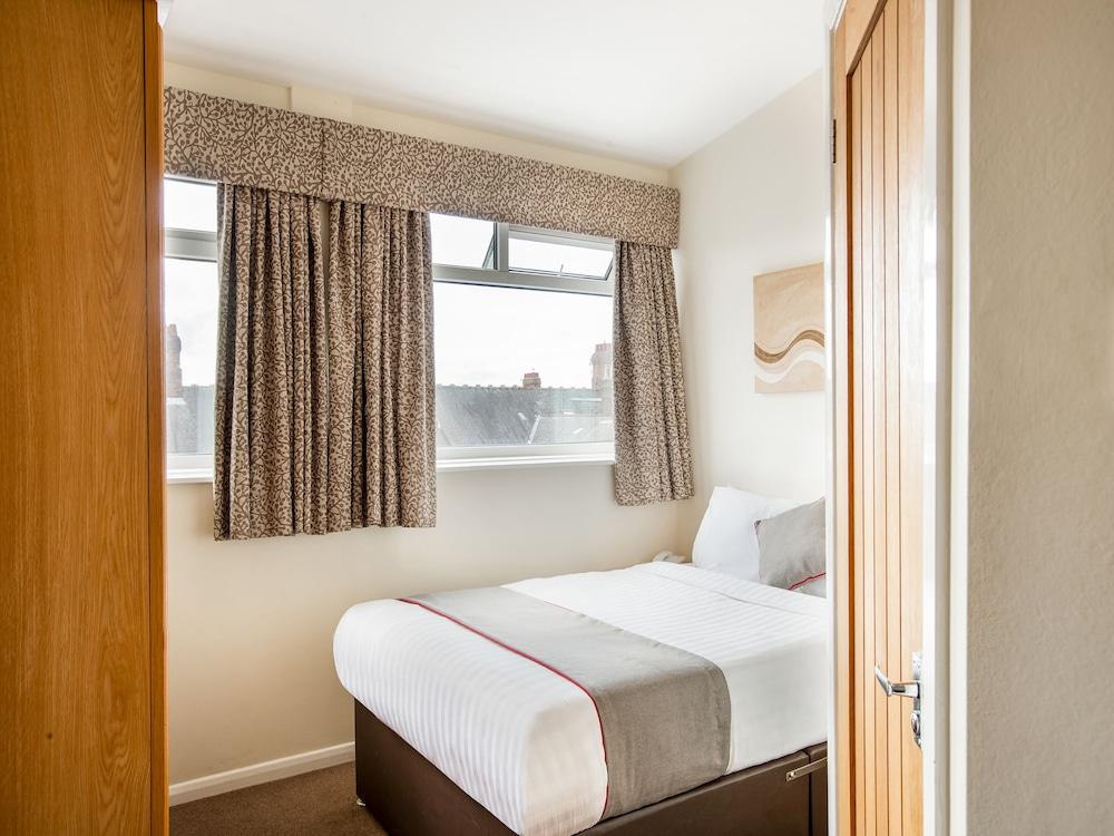 Dene Hotel