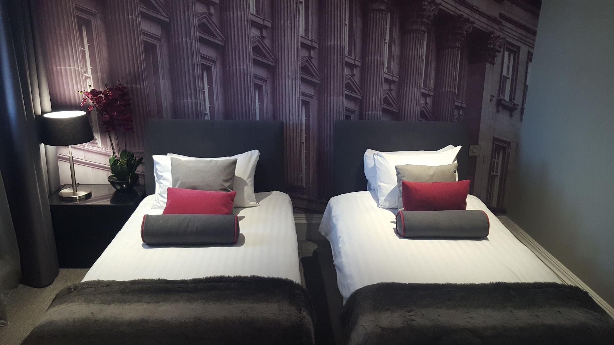 Hotel Grey Street 4*