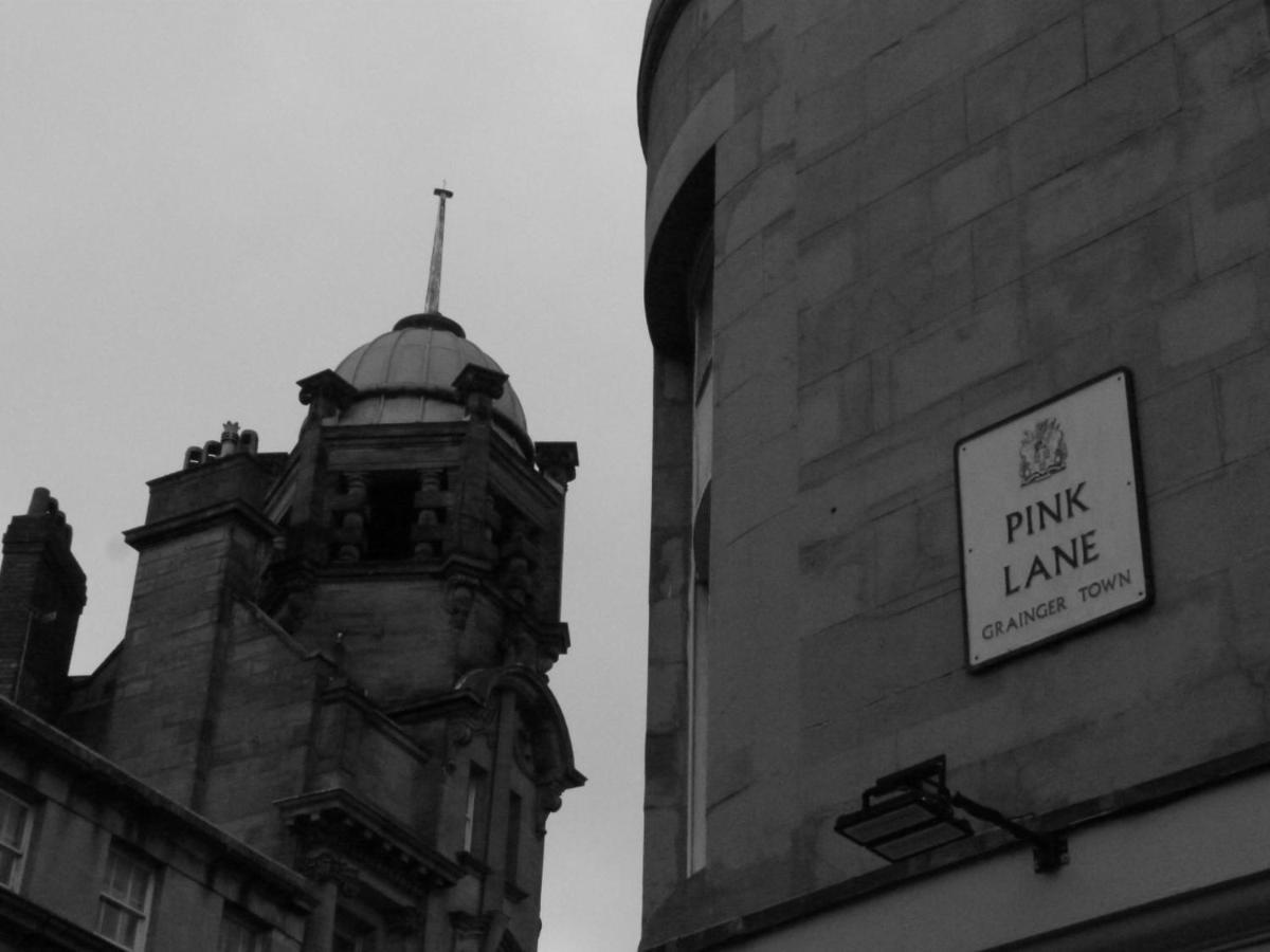 Lovely 2 Bed Flat In The Very Centre Of * Newcastle upon Tyne
