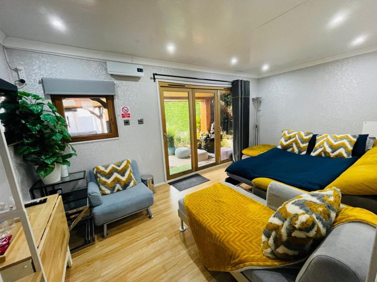 Tropical Style House Near Centre Newcastle upon Tyne