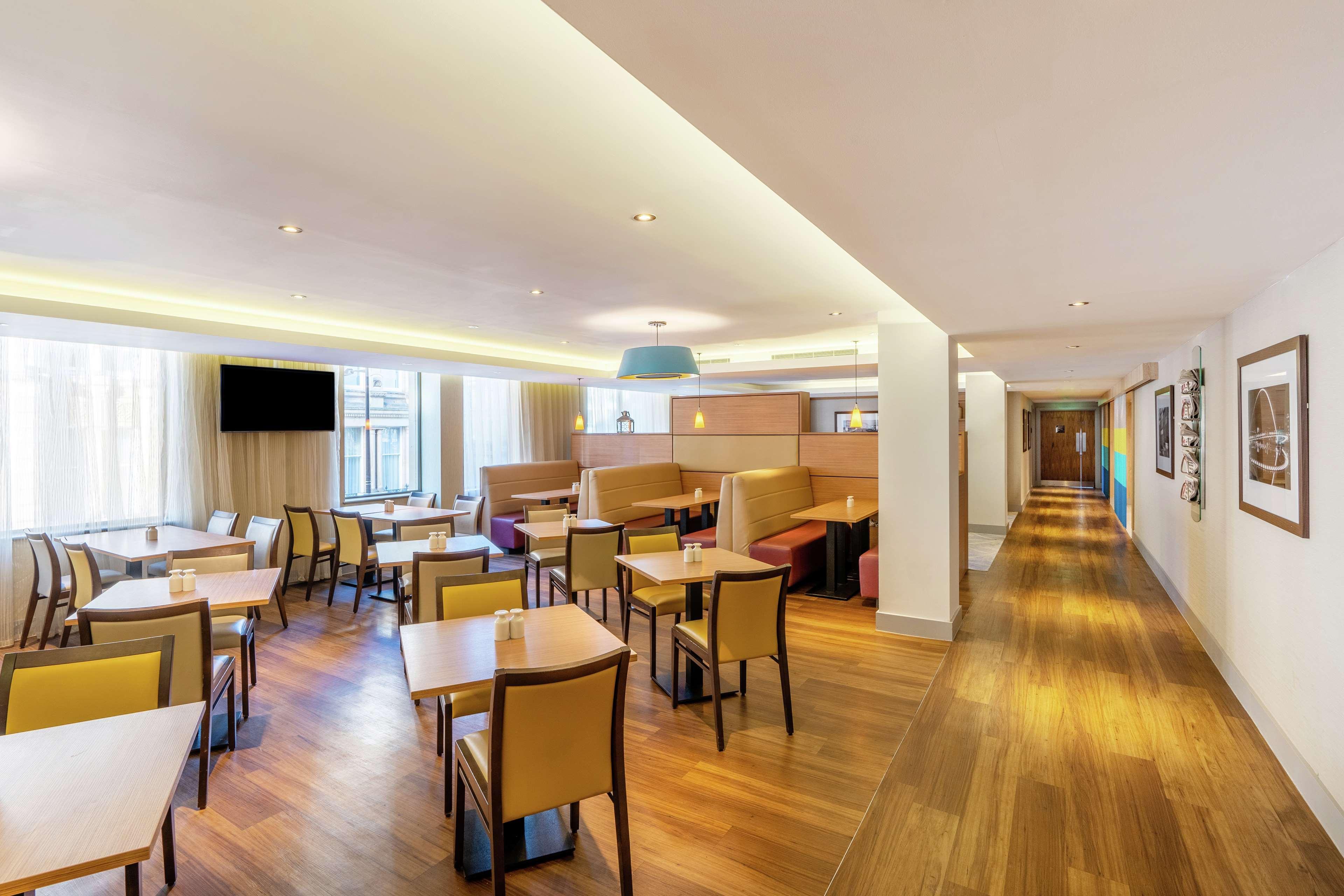 Hampton By Hilton Hotel