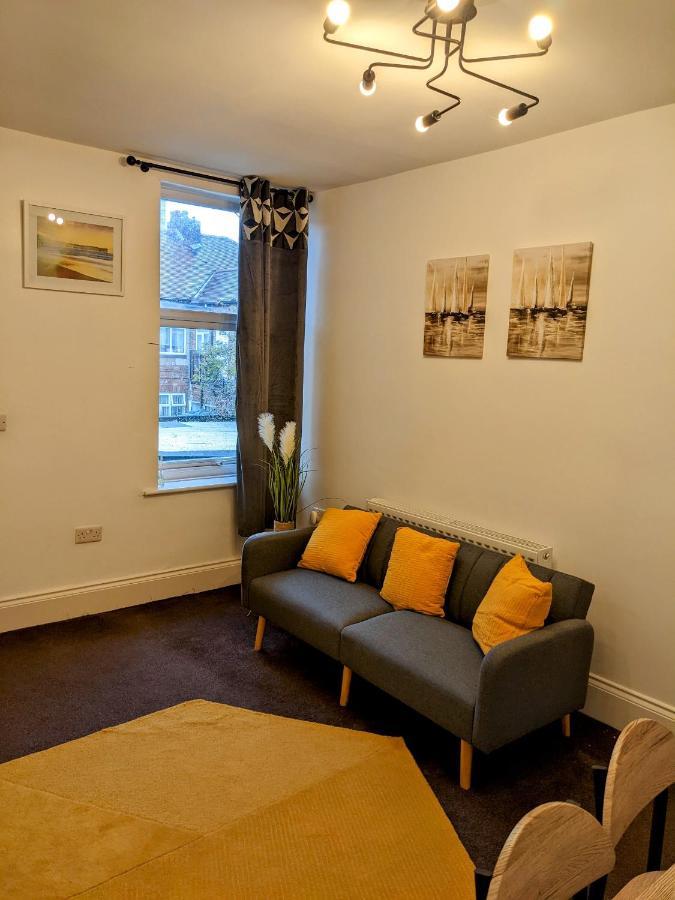 Apartment Cityhost - *