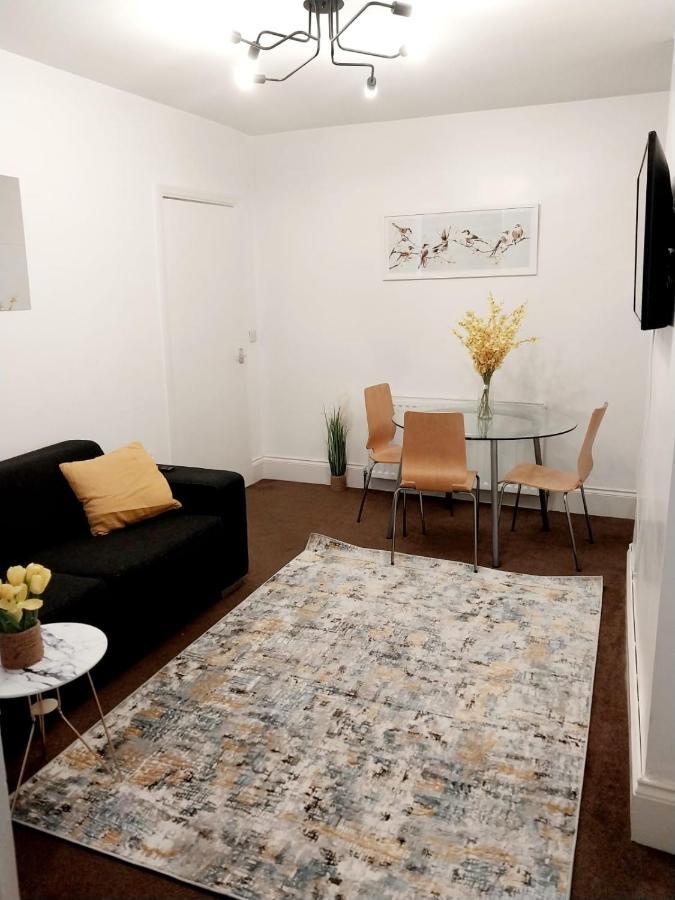 Cityhost - Apartment *