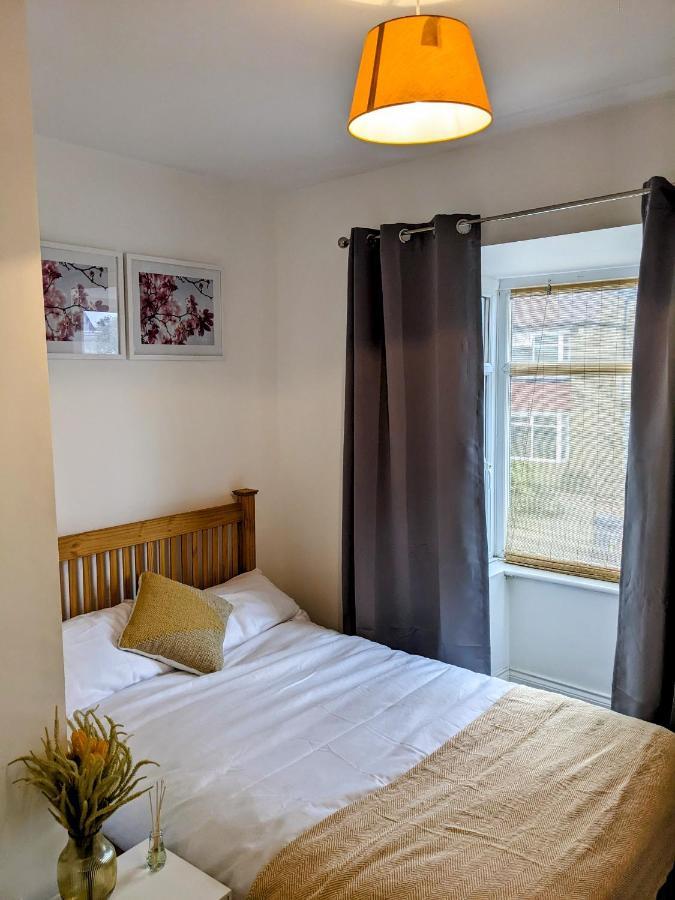 Cityhost - *