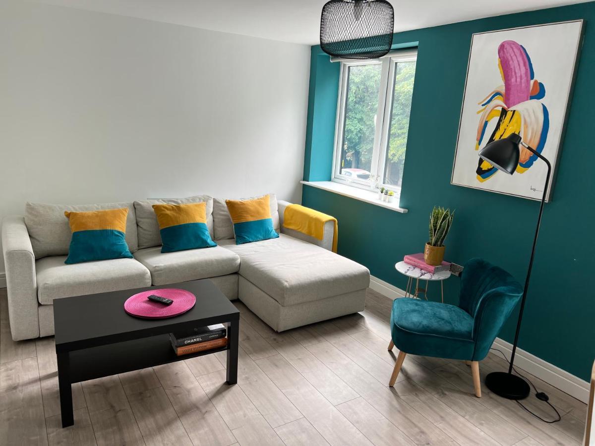 Fab 2bedroom Apartment- Free Parking, 5mins From Centre, Portland Rd Ne2 1dj Apartment