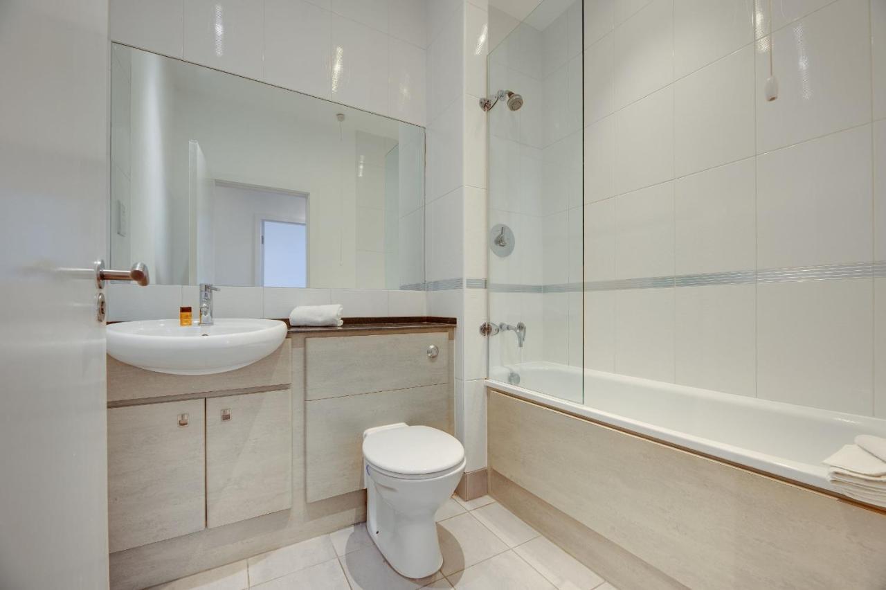 Crown 3a By Week2week Newcastle upon Tyne