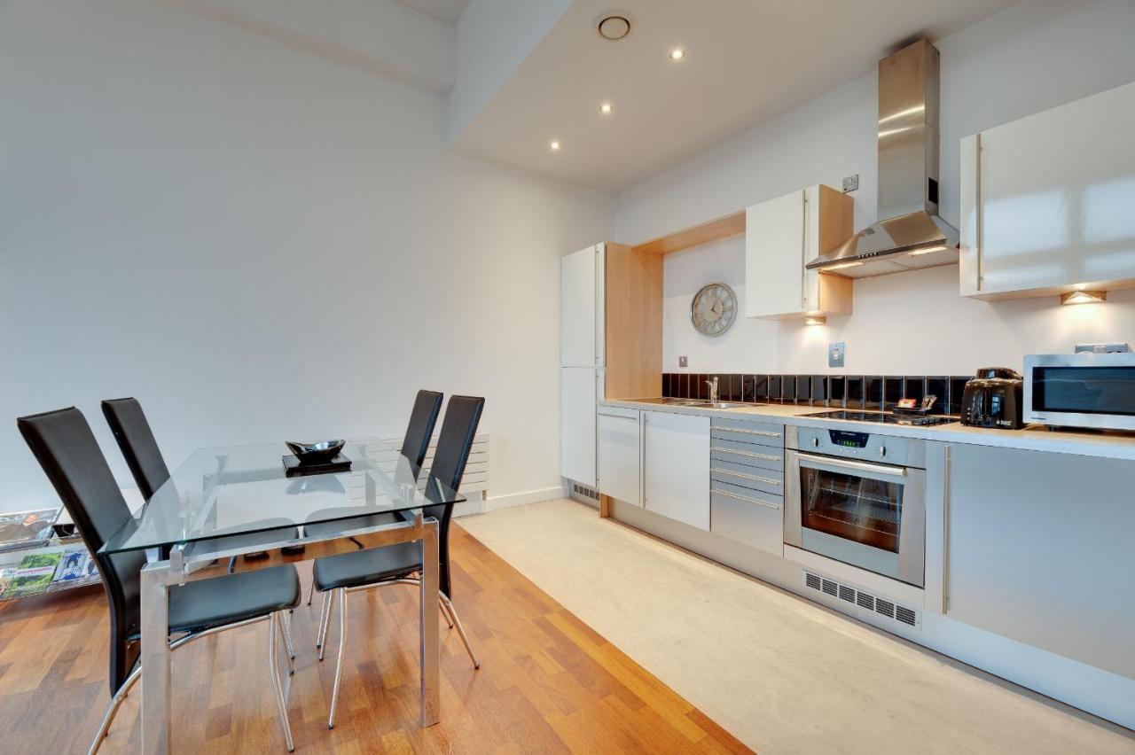 Apartment Crown 3a By Week2week Newcastle upon Tyne