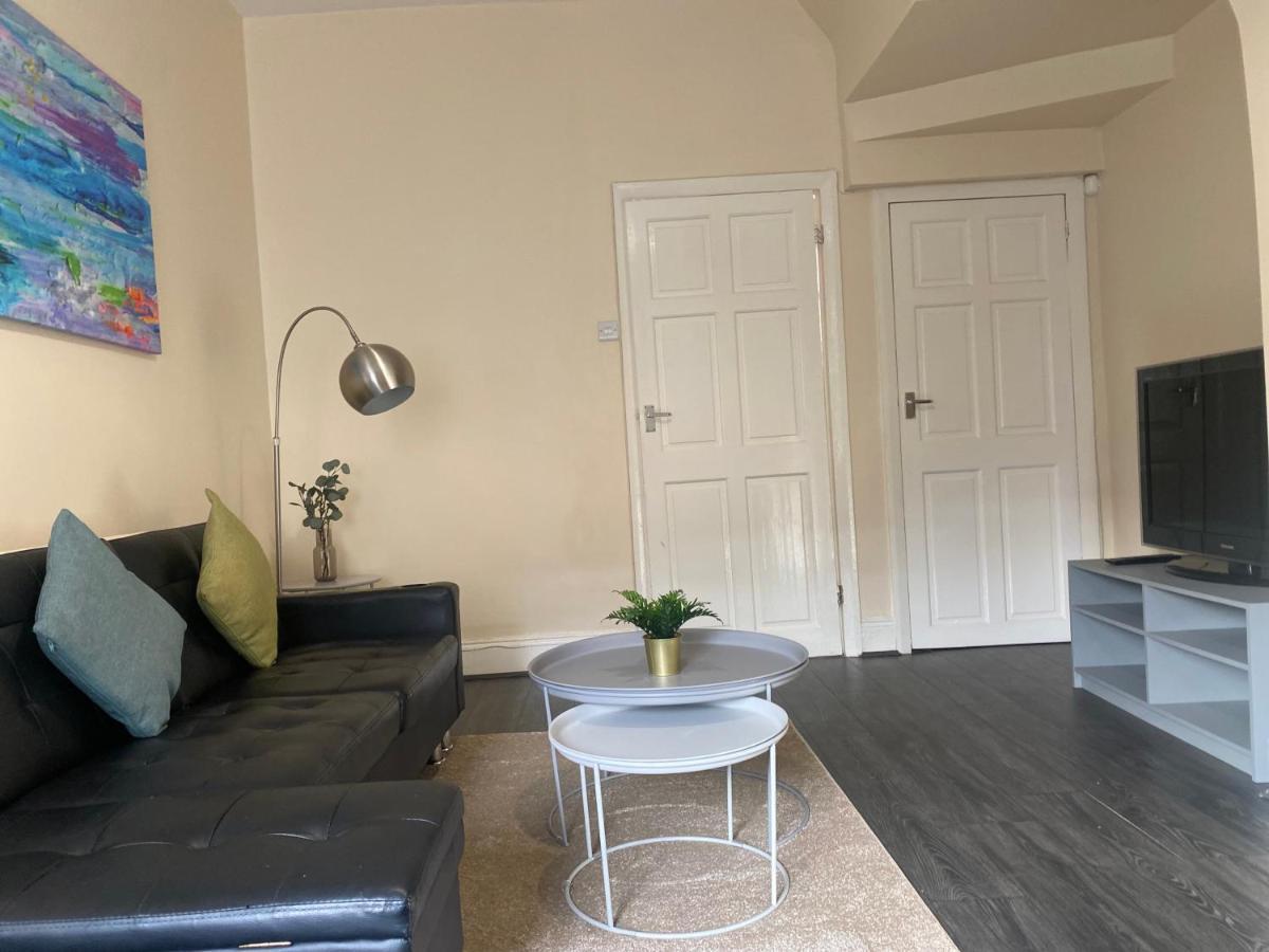 Alexander Saltwell Park Apartment