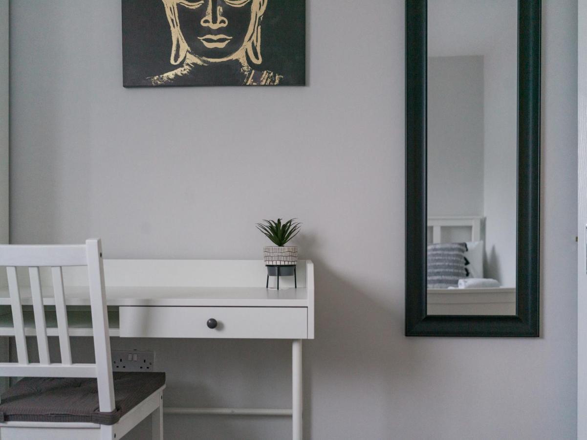 Charming 3-bed House In Newcastle upon Tyne