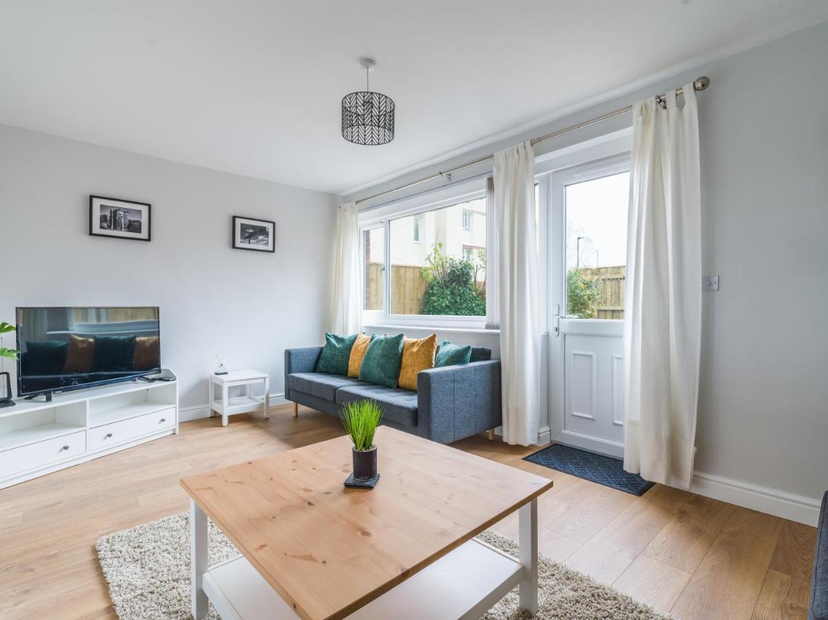 Charming 3-bed House In Holiday home Newcastle upon Tyne