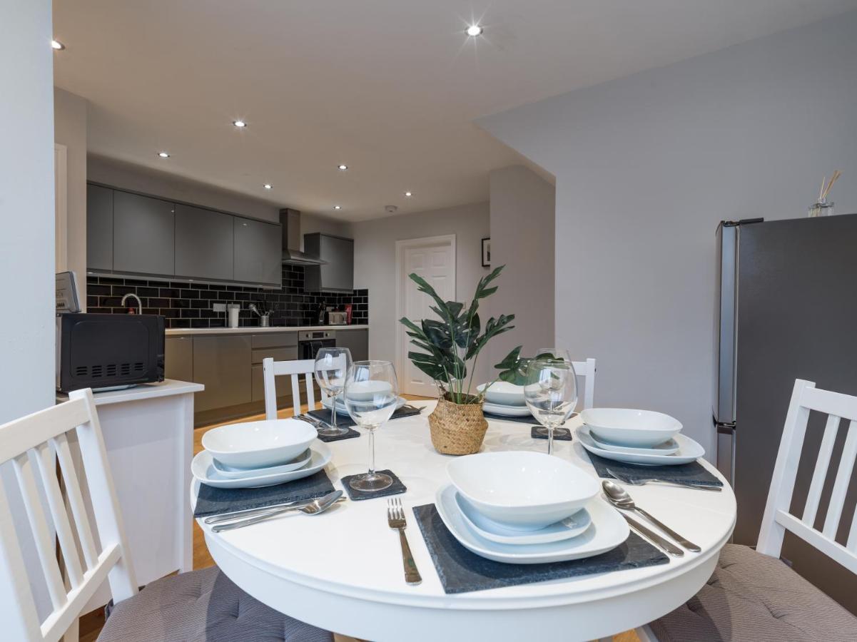 Holiday home Charming 3-bed House In