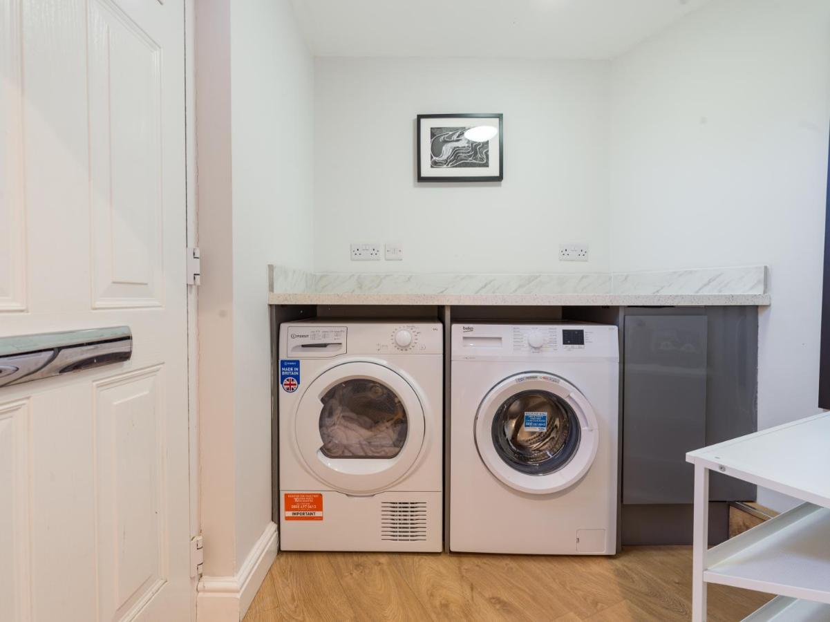 Howick House - Large 3 Bedroom House, Gosforth Holiday home *