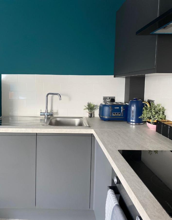 Fab 2bedroom Apartment- Free Parking, 5mins From Centre, Portland Rd Ne2 1dj Apartment