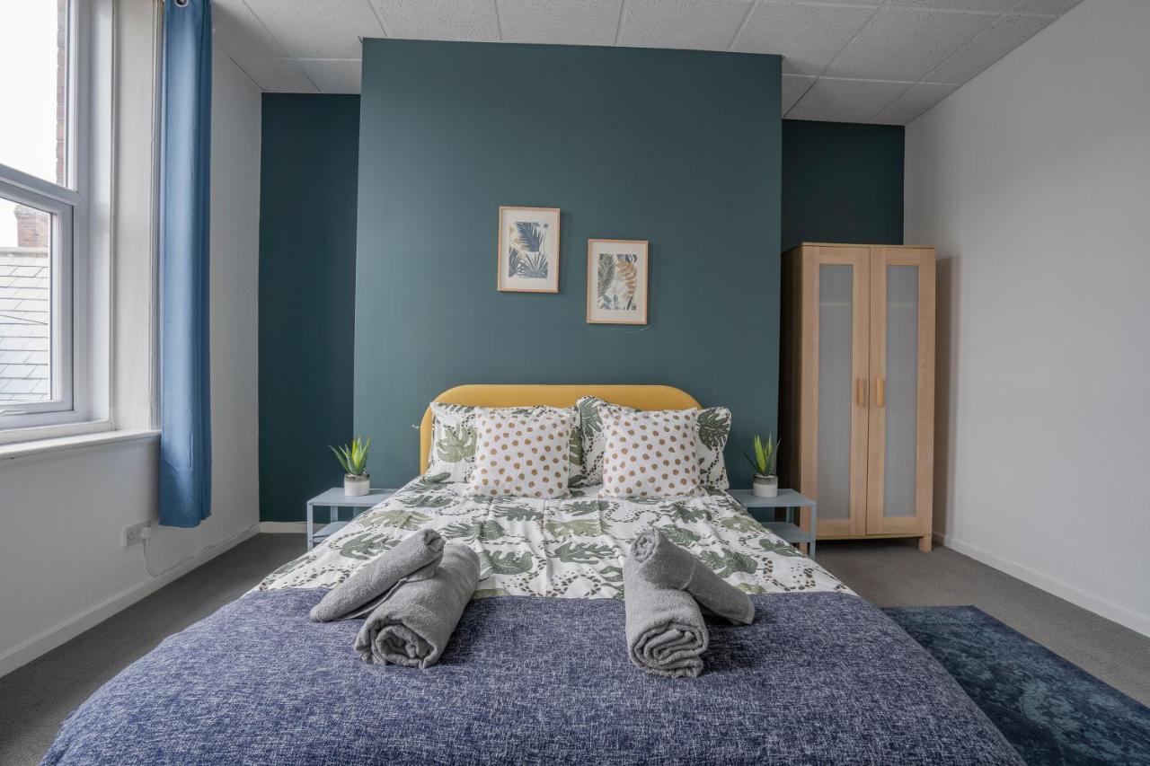 Apartment 2 Bed-town Centre-free Parking