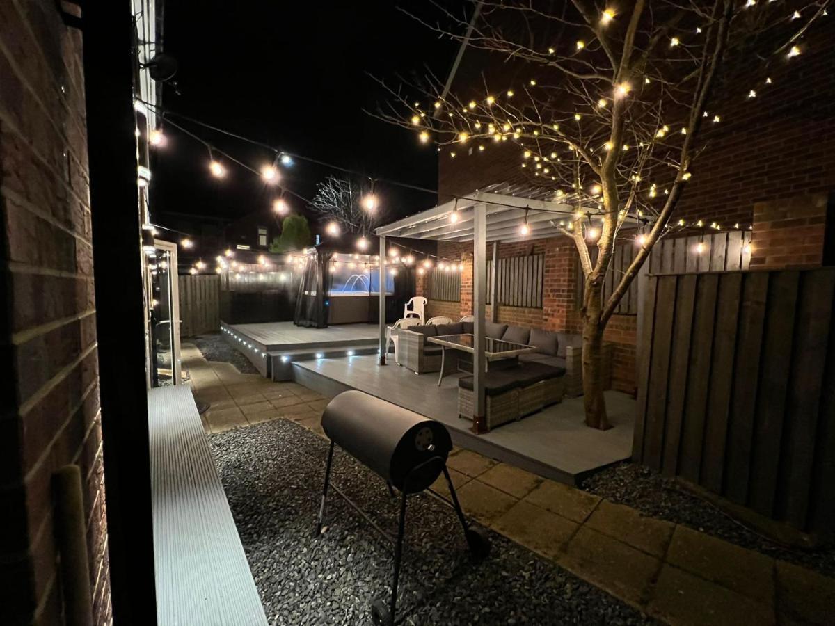 Numero Uno Detached Aparthouse Holiday home Newcastle upon Tyne