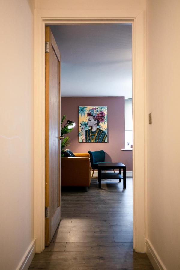 Apartment Fab 2bedroom Apartment- Free Parking, 5mins From Centre, Portland Rd Ne2 1dj *