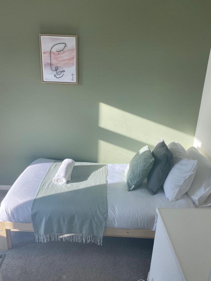 Holiday home Wilton - Perfect For Contractors Private Large Drive