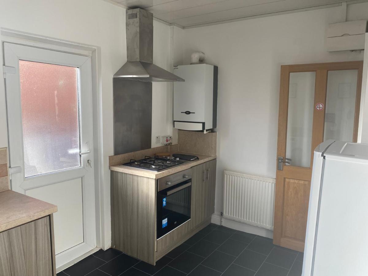 Wilton - Perfect For Contractors Private Large Drive Holiday home