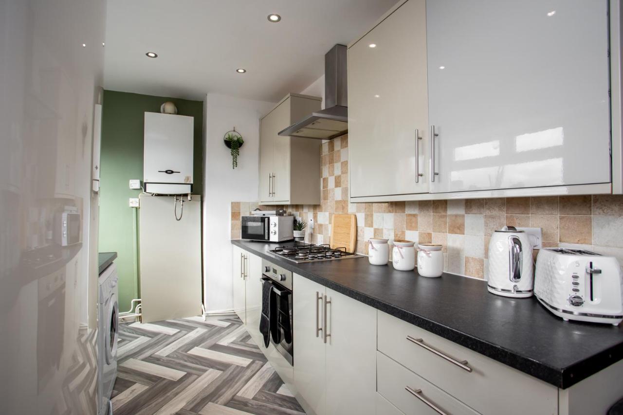 Heaton Retreat Modern & Spacious Staycation