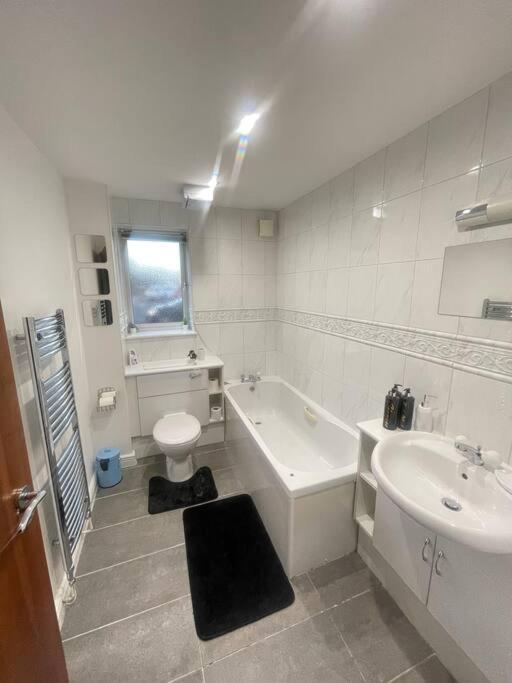 Apartment Stunning Flat By Quayside With Balcony!!