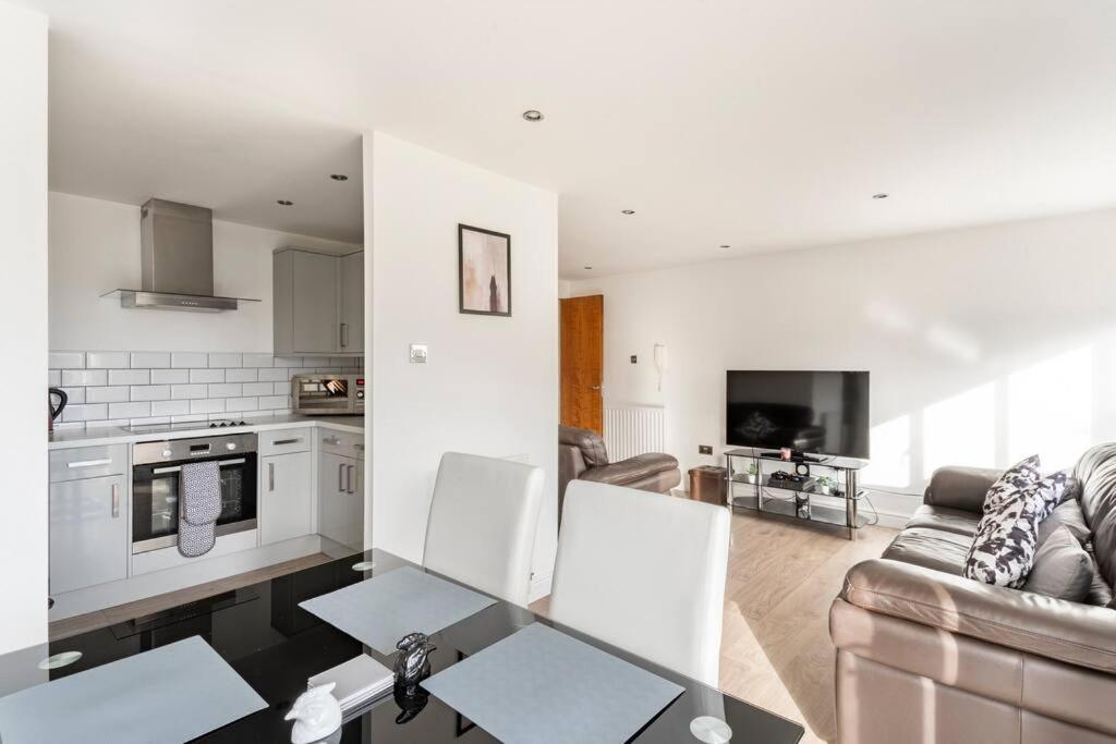 Stunning Flat By Quayside With Balcony!! Newcastle upon Tyne