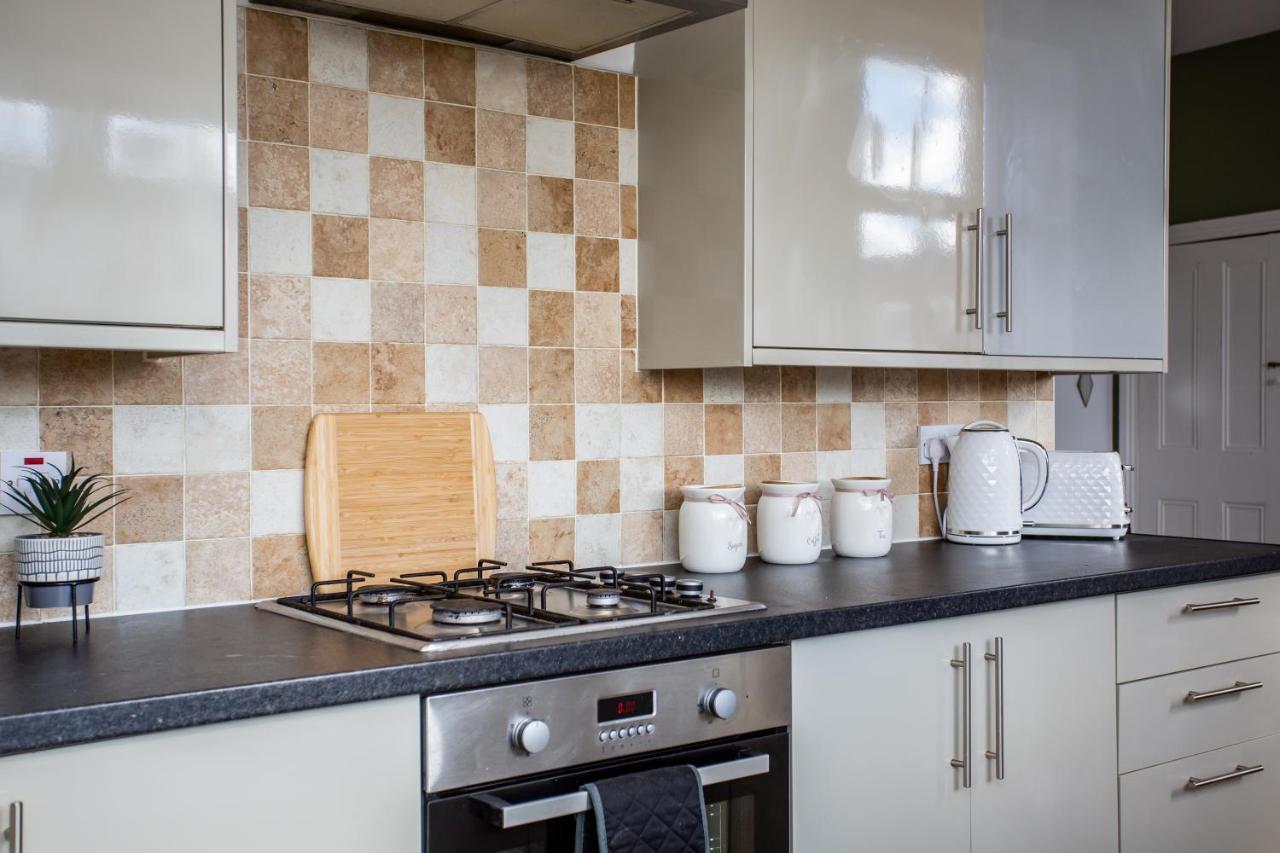 Heaton Retreat Modern & Spacious Staycation