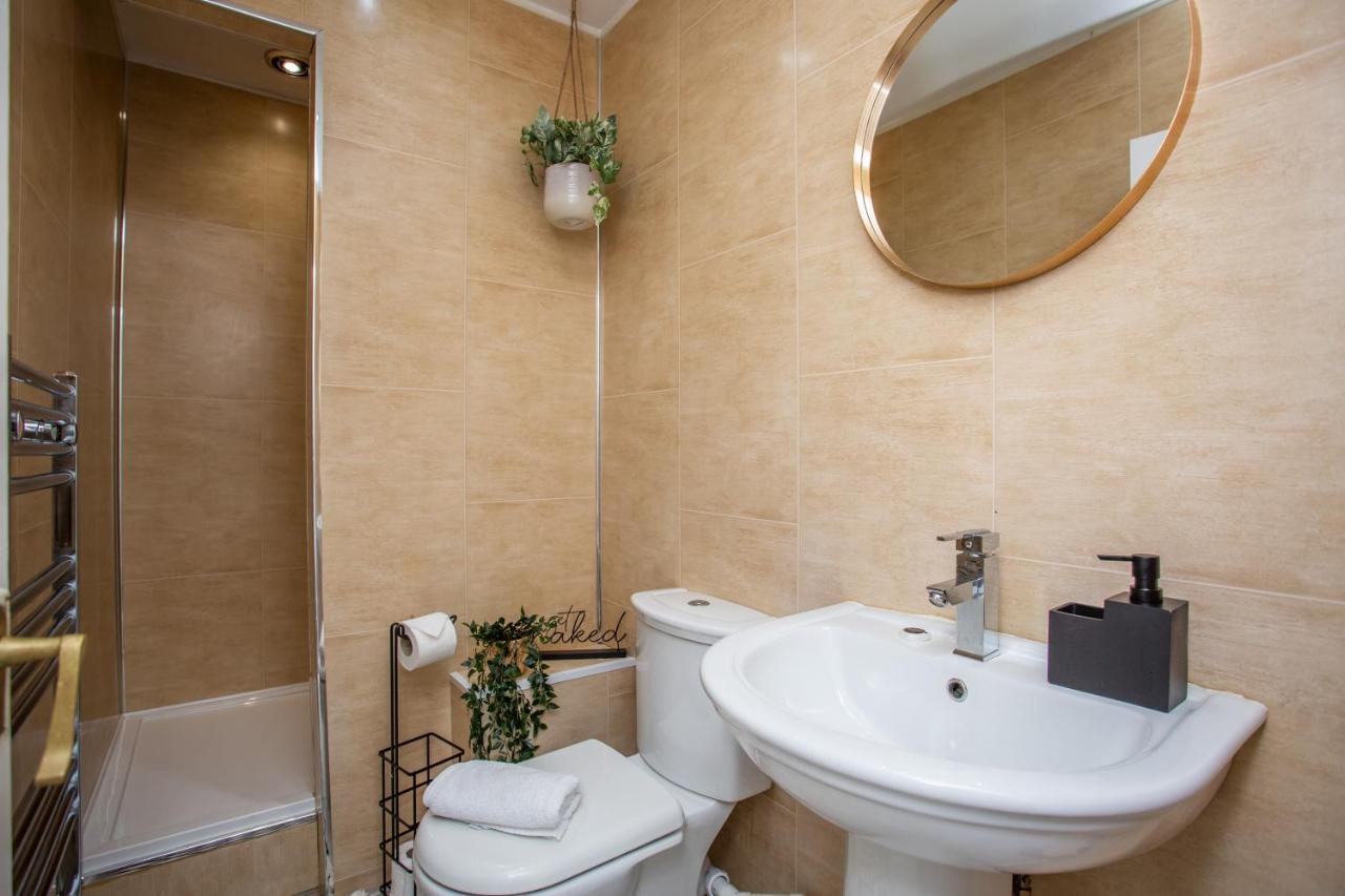 Heaton Retreat Modern & Spacious Staycation * Newcastle upon Tyne