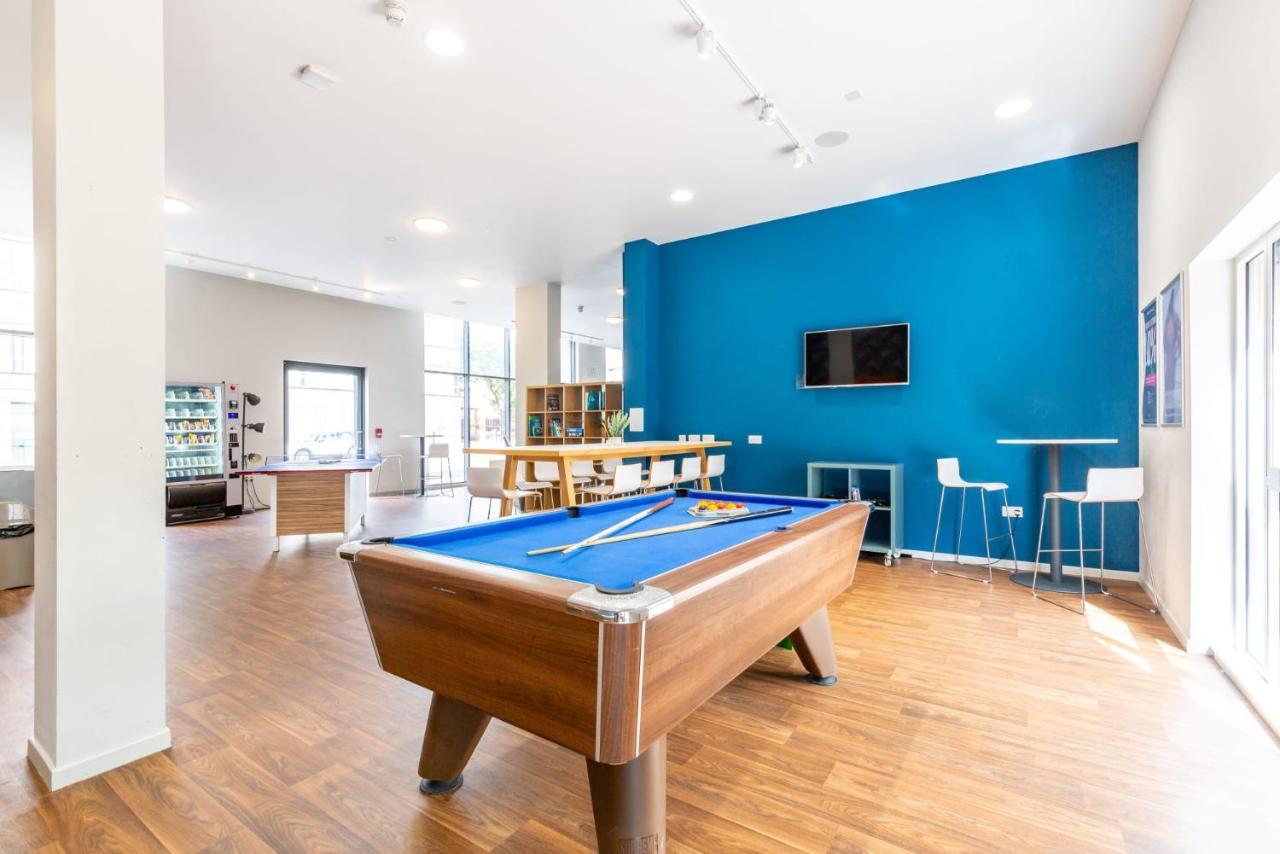 Apartment Ensuite Bedrooms With Shared Kitchen And At Marshall Court In Newcastle upon Tyne