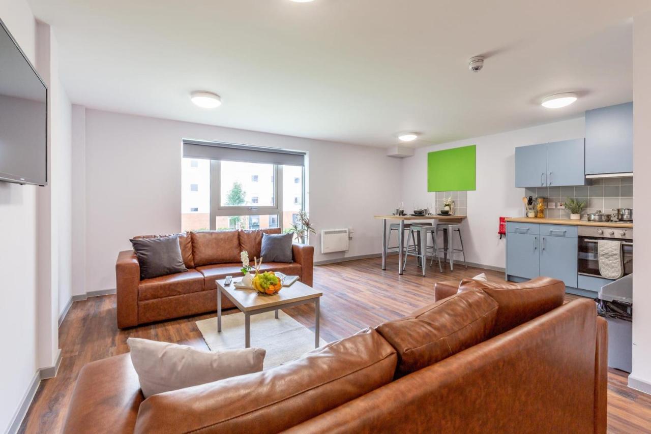 Ensuite Bedrooms With Shared Kitchen And At Marshall Court In