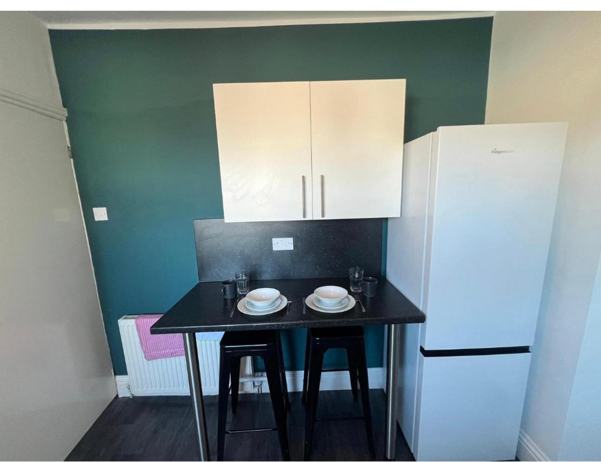 Spacious 2bedroom By Star * Newcastle upon Tyne