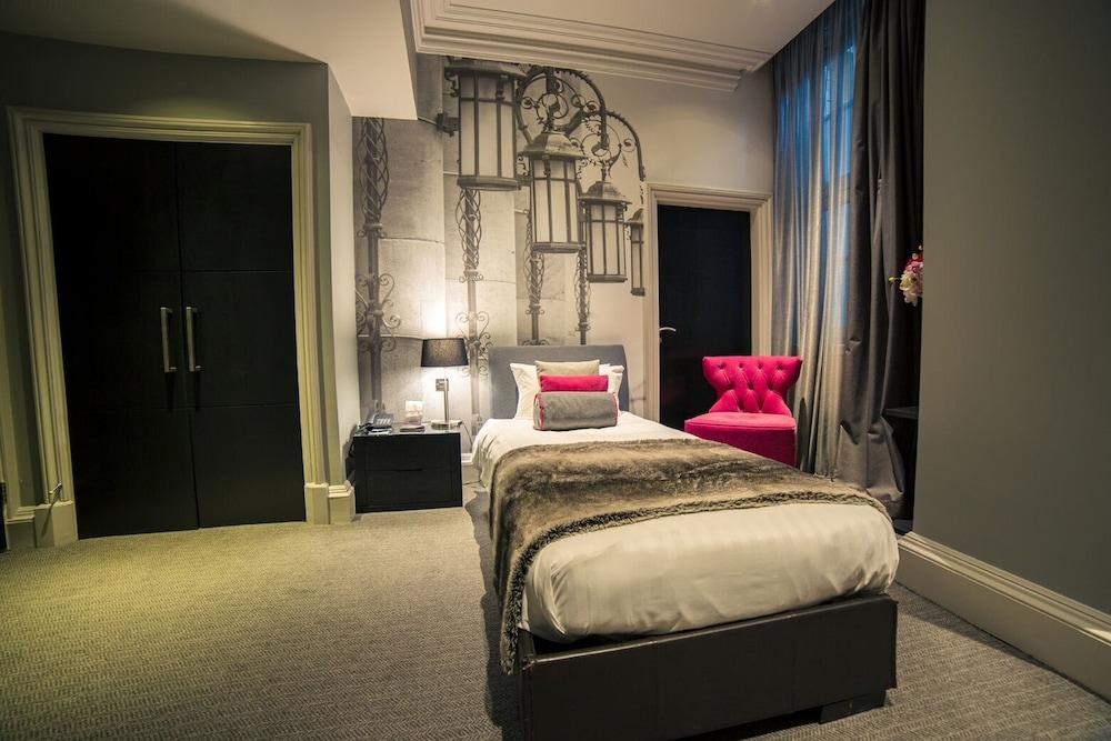 Hotel Grey Street 4*