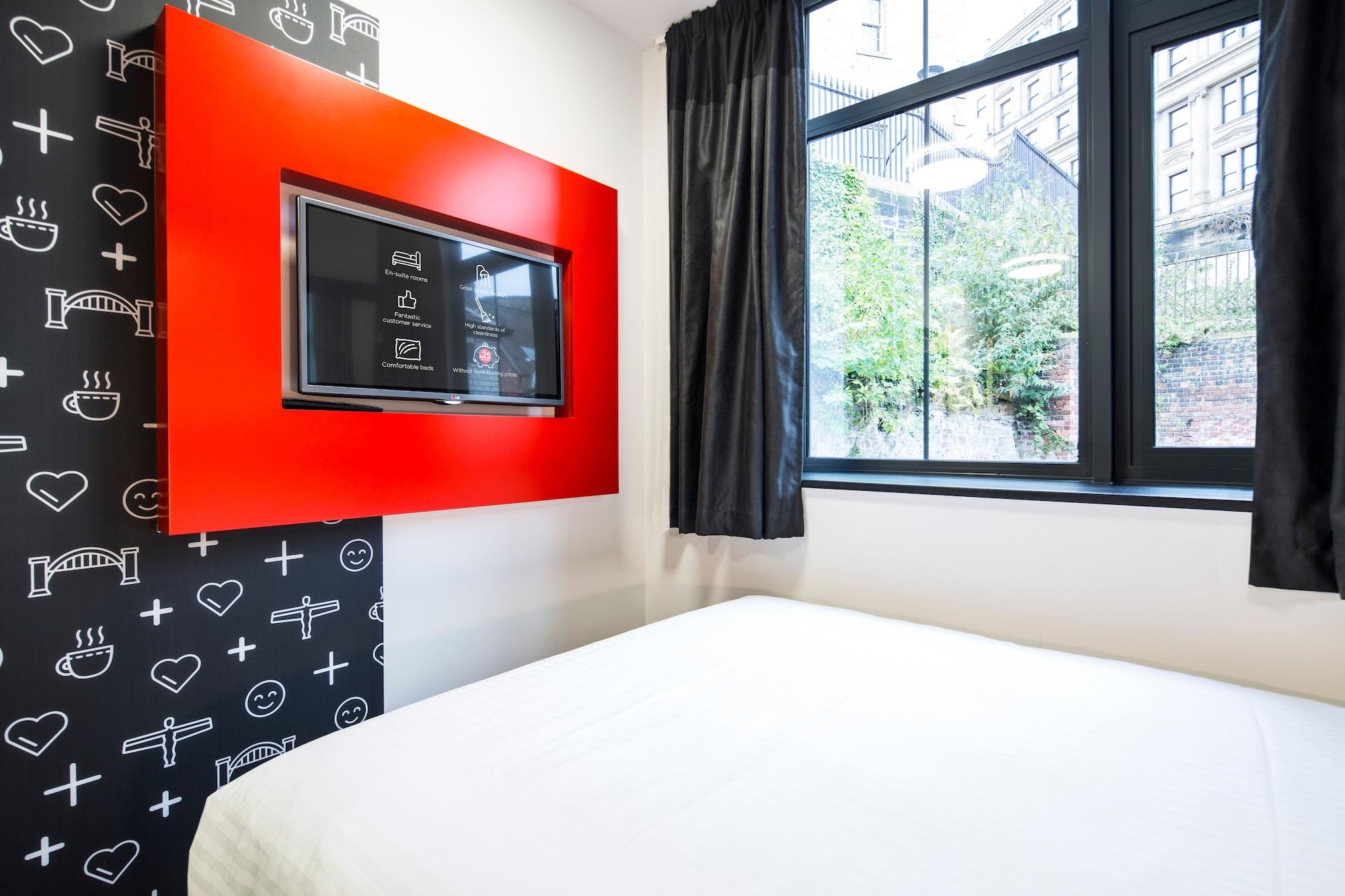 Hotel Easyhotel 2*