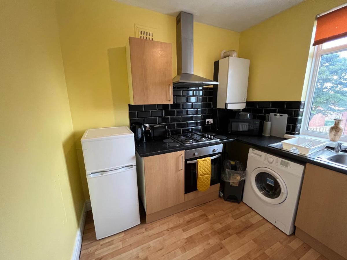 2 Bedroom Apartment, 5 Minutes From Centre Apartment Newcastle upon Tyne