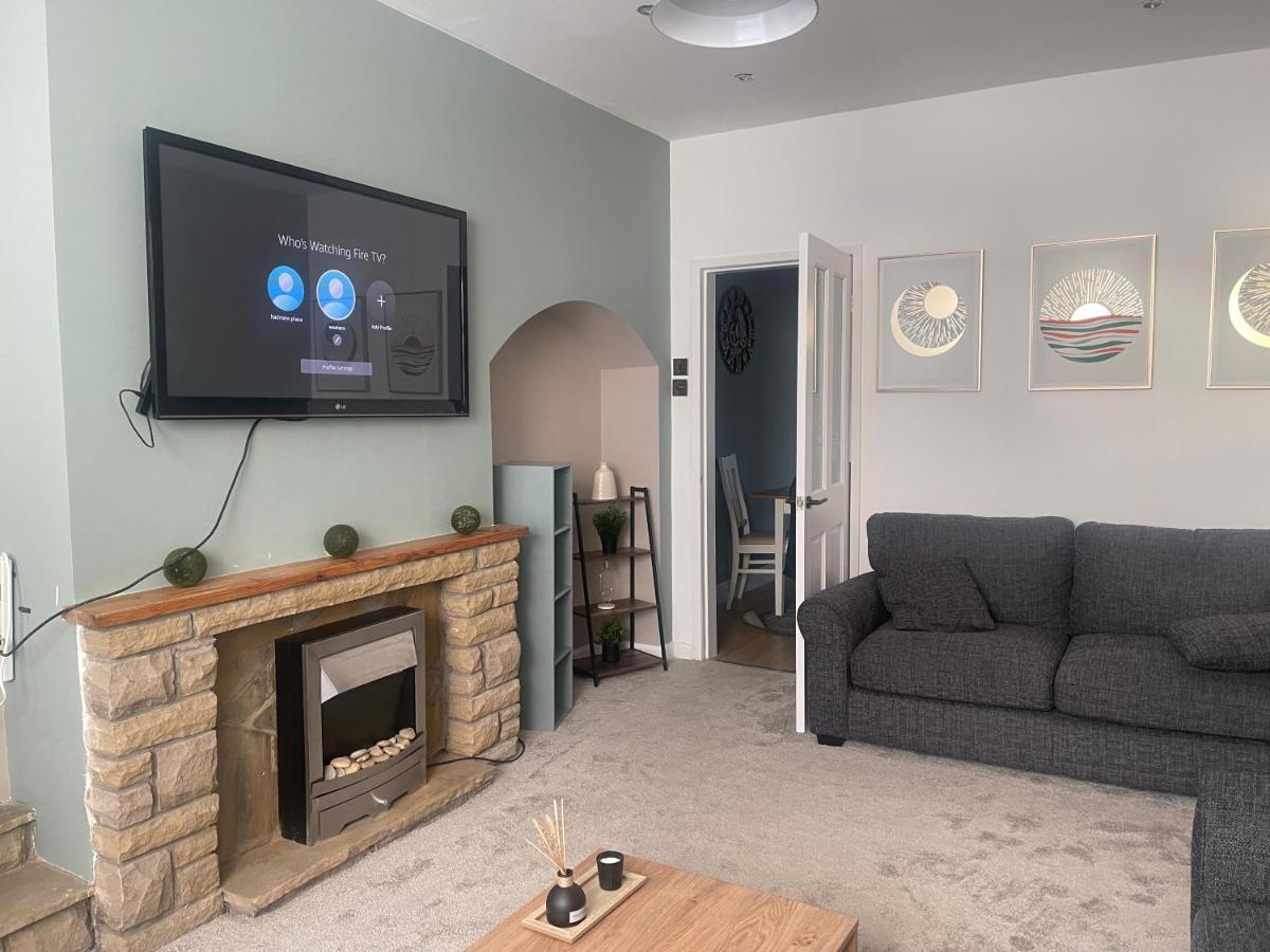 Modern Spacious 5 Bed House In Newcastle upon Tyne
