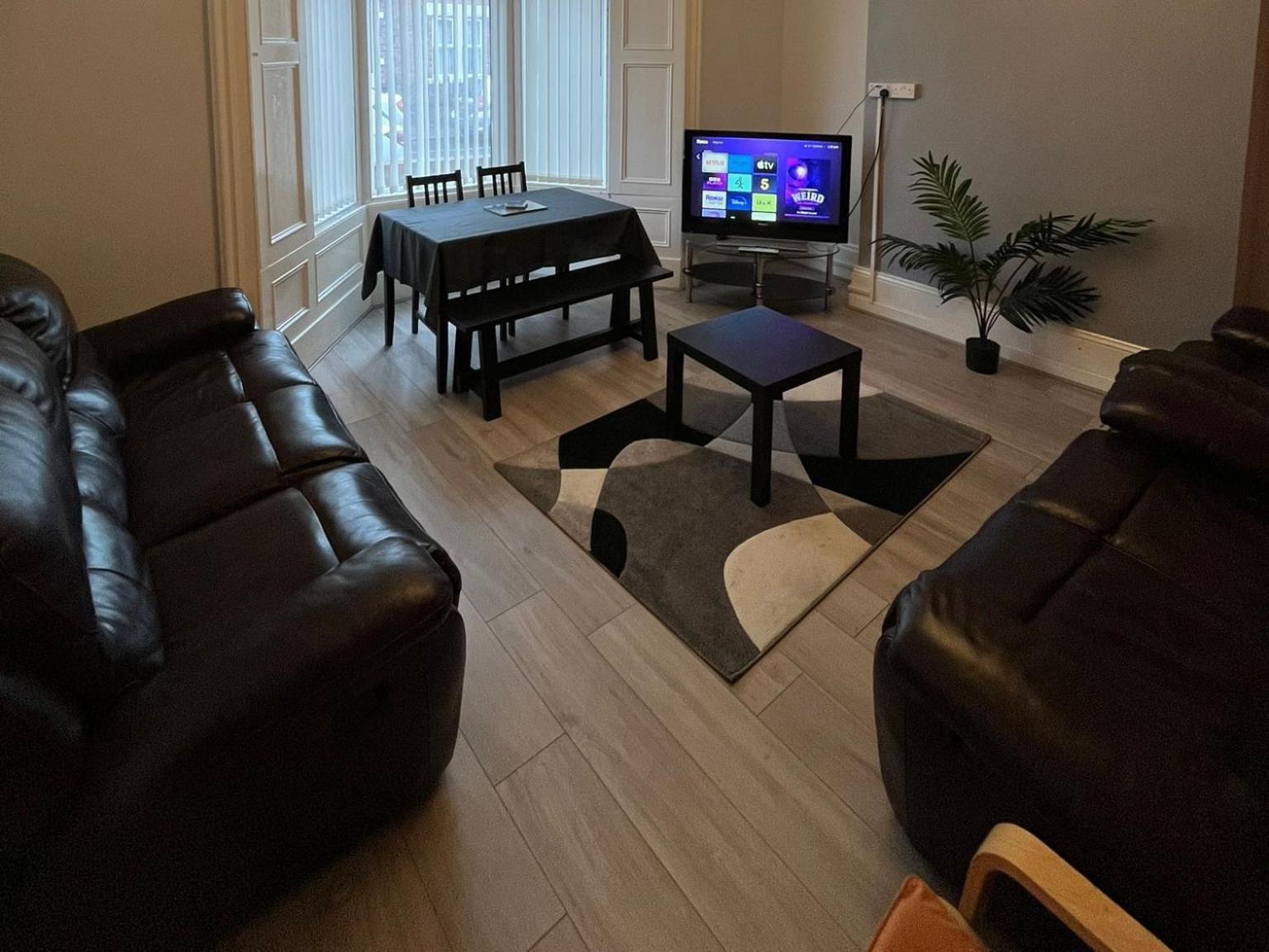 Arthurs Hill Newcastle, Free Parking Fully Equipped Kitchen 4 Bedrooms, Near Centre * Newcastle upon Tyne