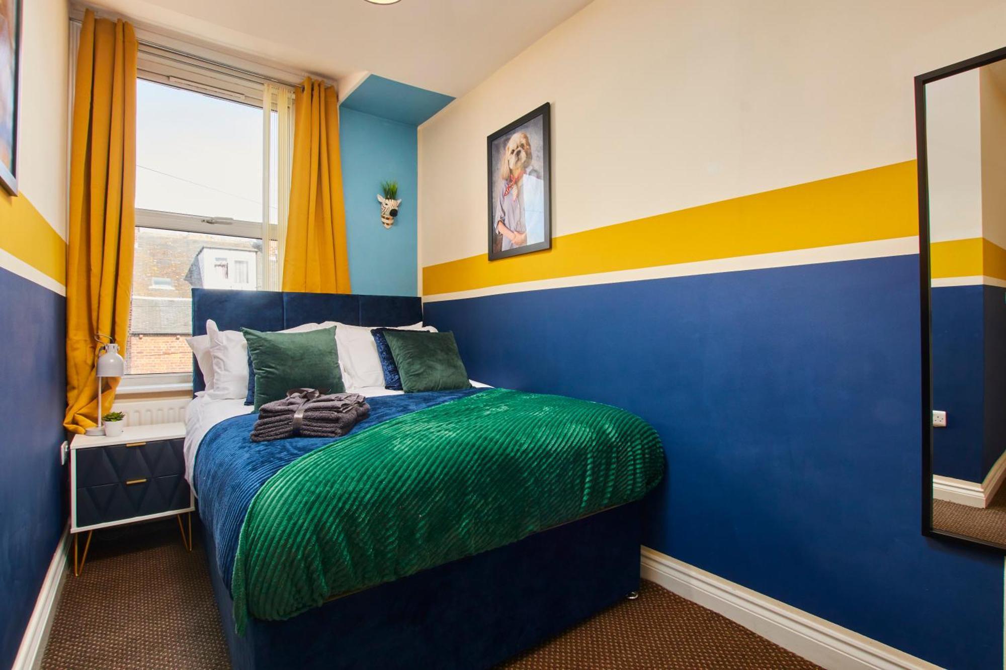 30 Percent Off - Lovely 4 Bed In Apartment Newcastle upon Tyne