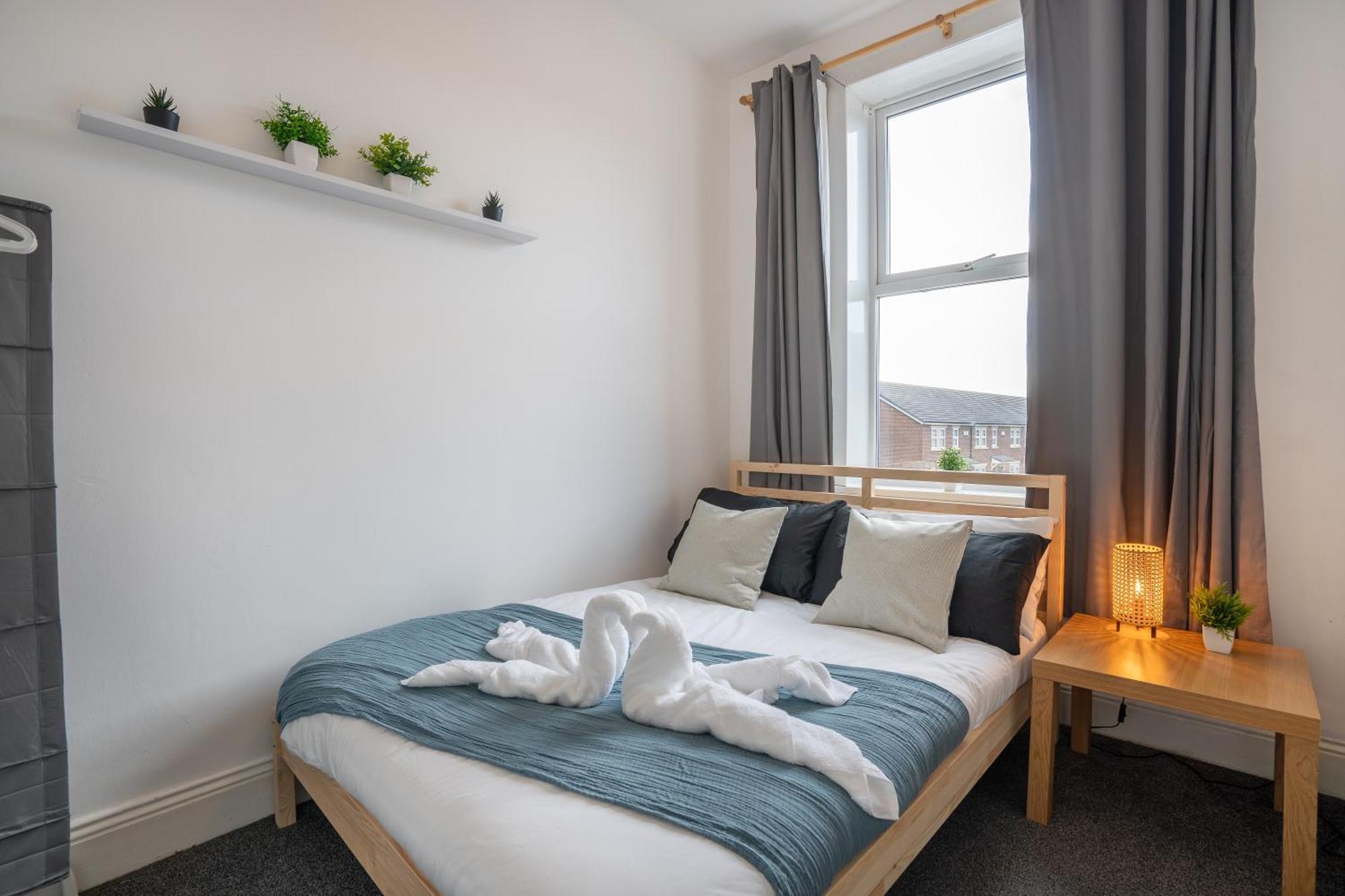 4bedrooms-3bath-9beds-wallsend Newcastle upon Tyne