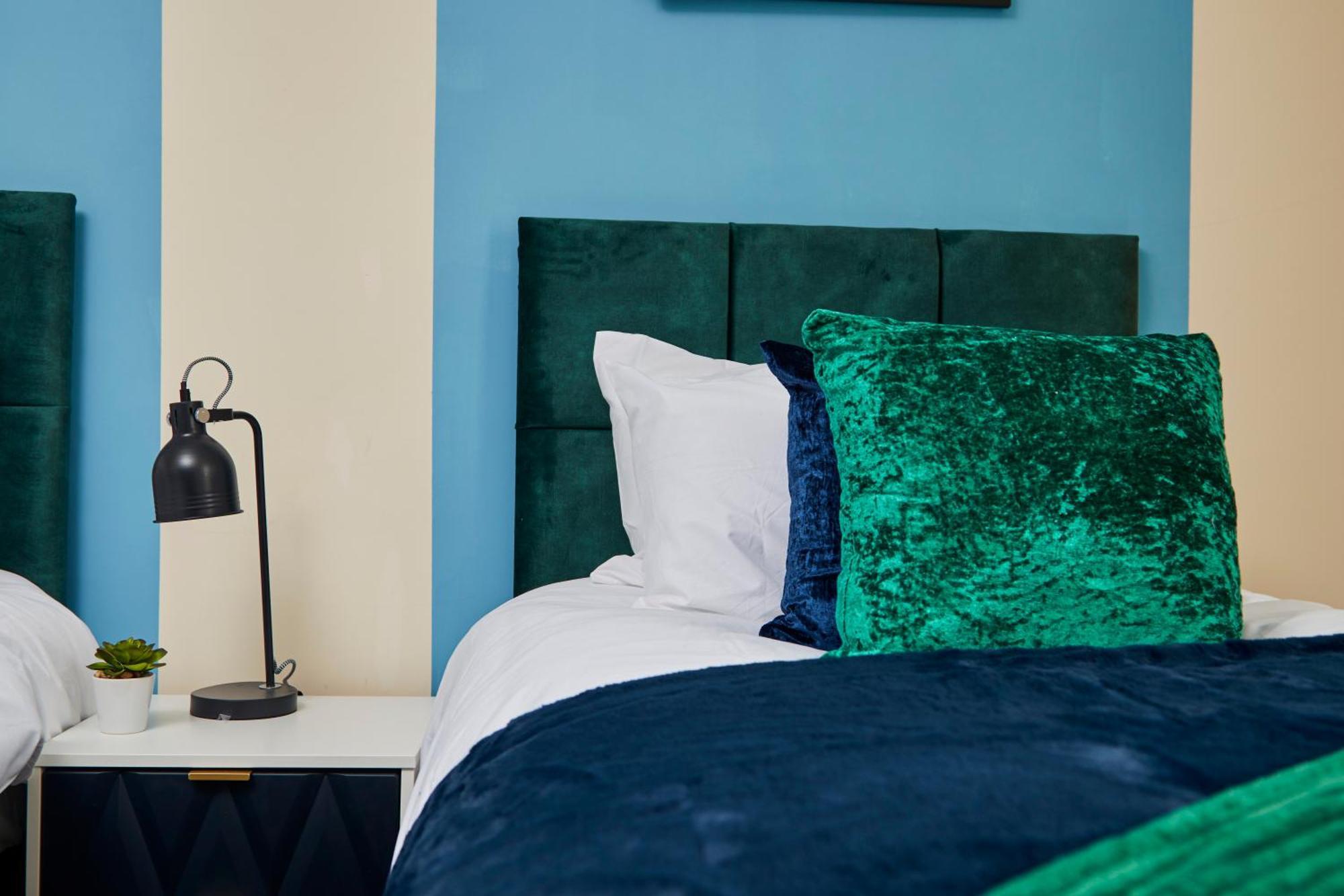 30 Percent Off - Lovely 4 Bed In Apartment